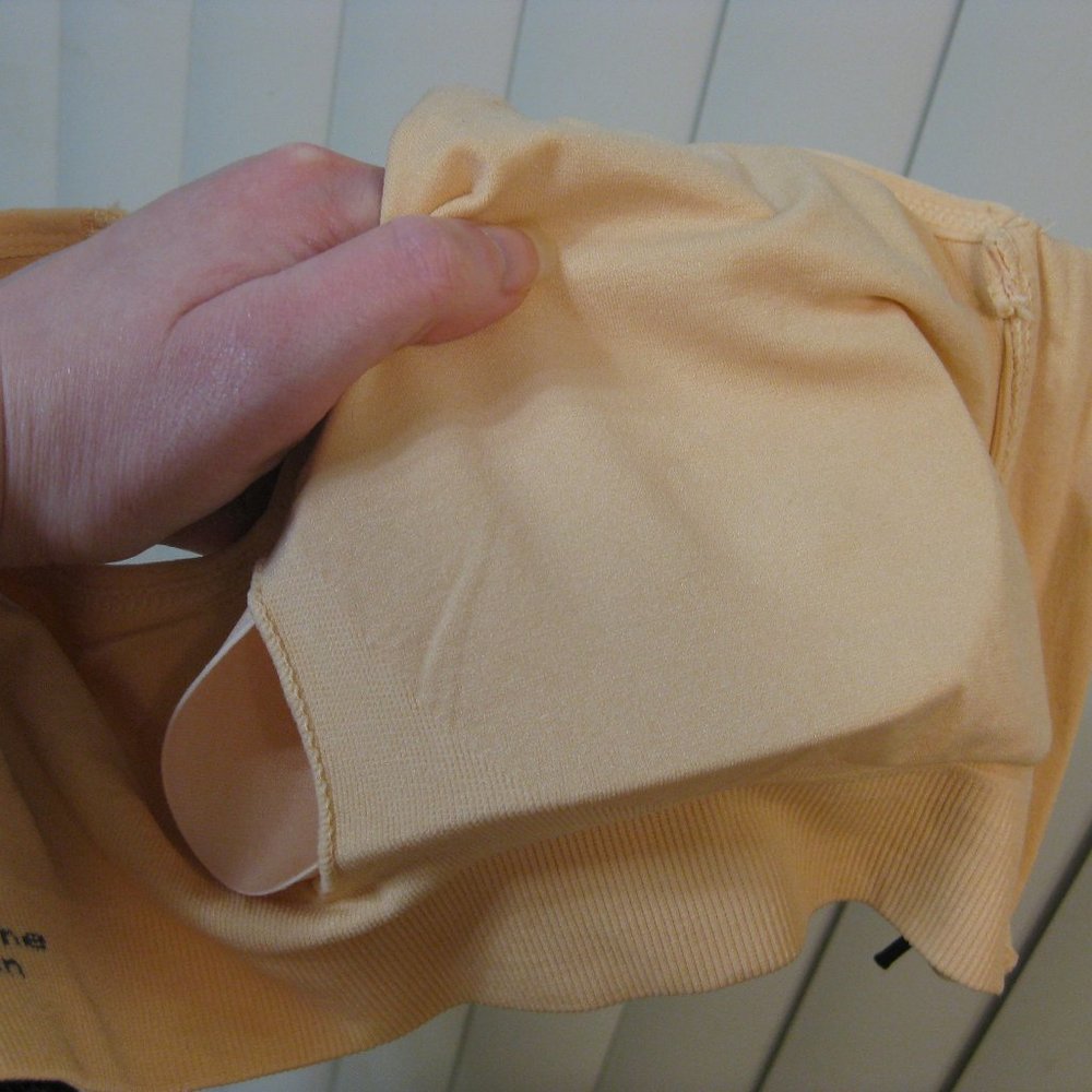 NWOT nude zip front sports bra M med - Picture 5 of 6